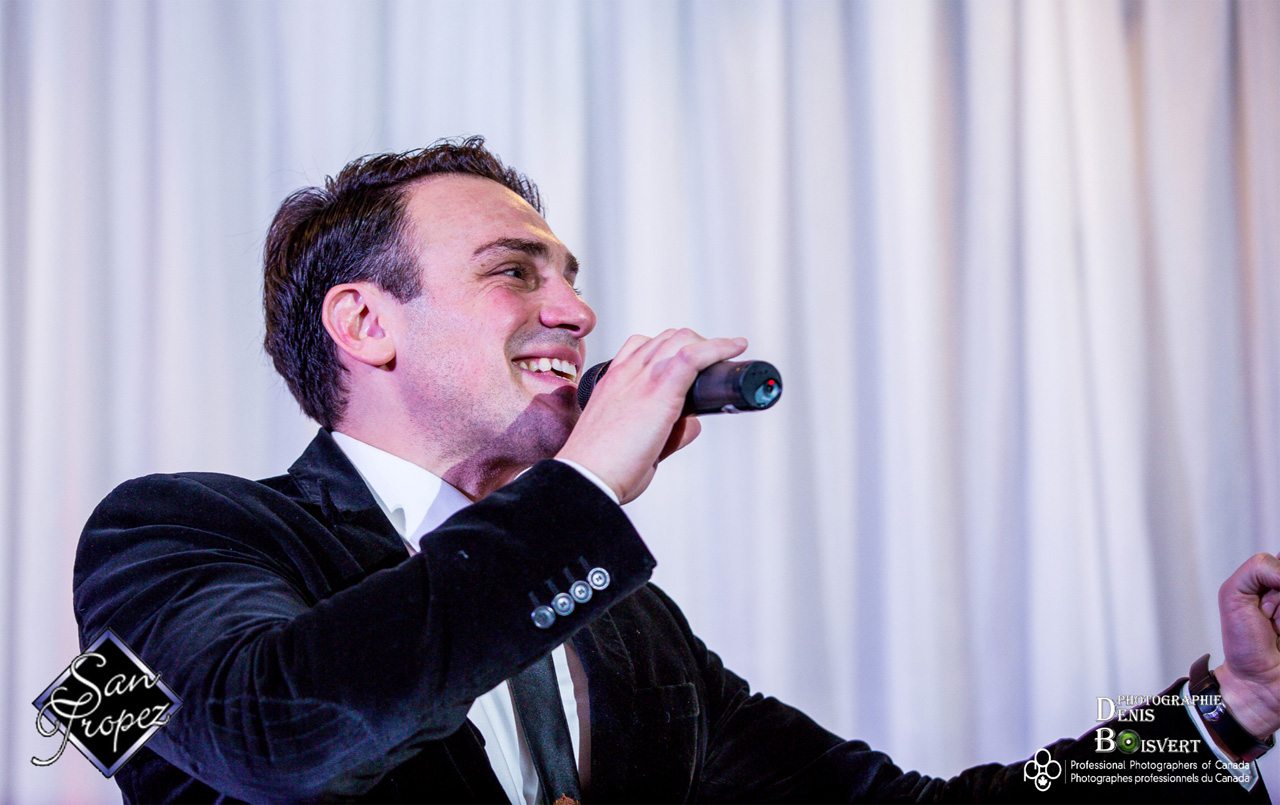 Mickael Casol singing Let It Snow at the San Tropez Winter Bal 2017