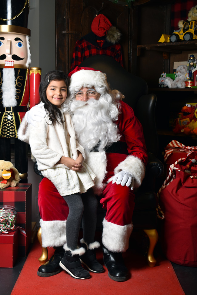 Valentina Casol avec le Père Noël