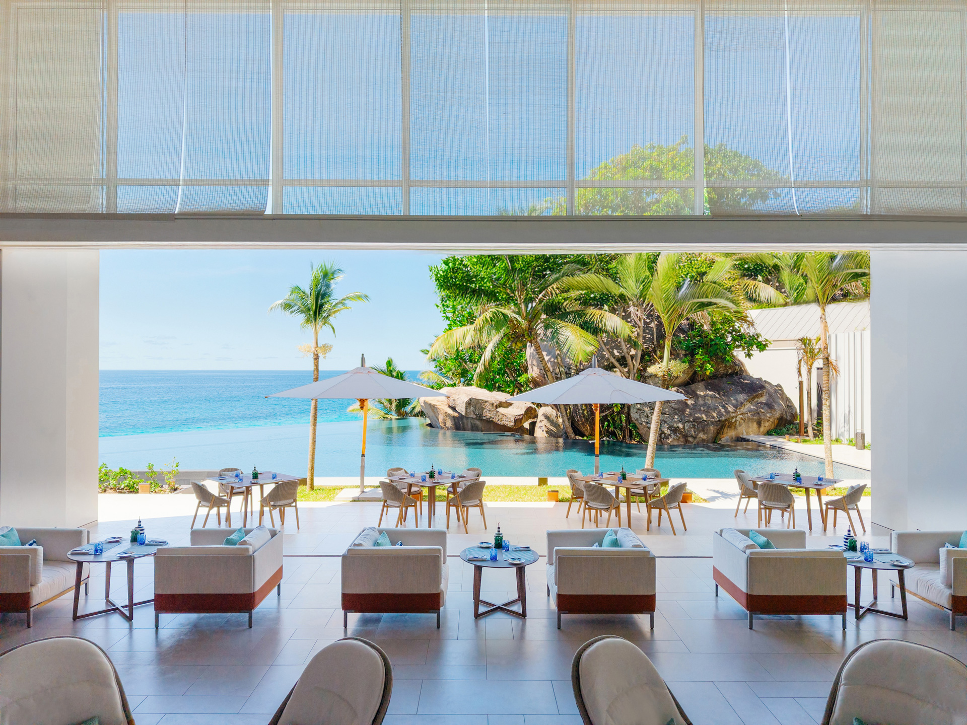 Restaurant at the Cheval Blanc Seychelles, Luxury Villas, Indian Ocean, Casol