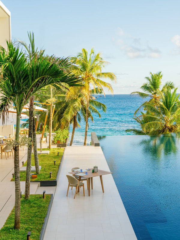 Restaurant at the Cheval Blanc Seychelles, Luxury Villas, Indian Ocean, Casol