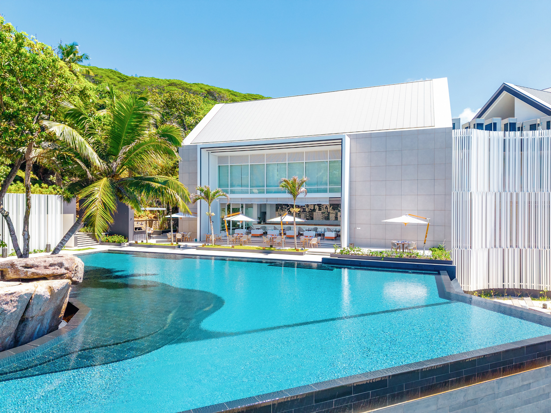 Restaurant at the Cheval Blanc Seychelles, Luxury Villas, Indian Ocean, Casol