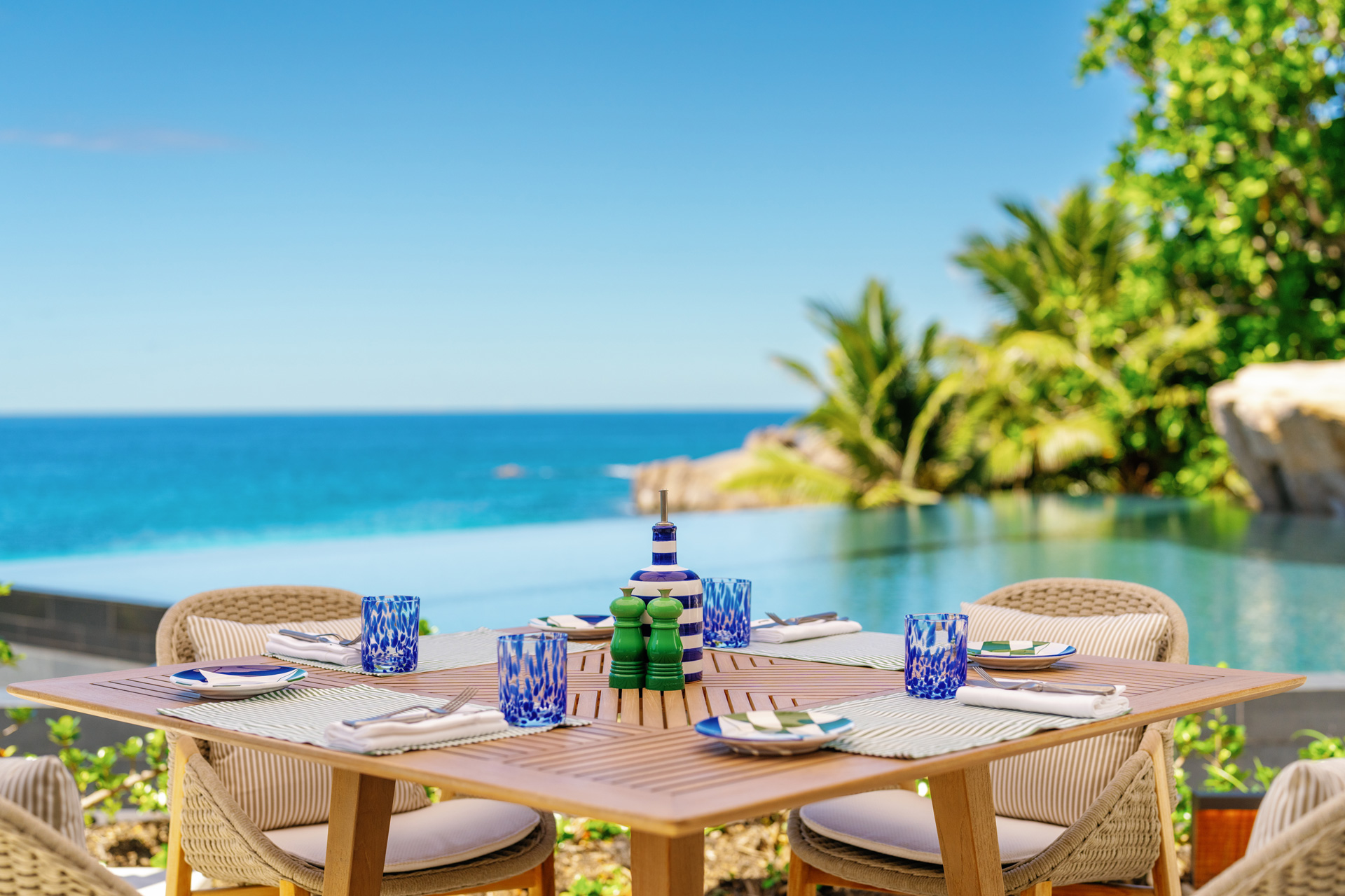 Restaurant at the Cheval Blanc Seychelles, Luxury Villas, Indian Ocean, Casol