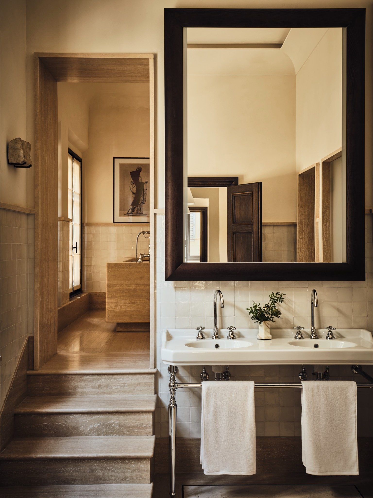 La Reserve Florence, 2 Bedrooms Luxury Apartment for Rent in Italy, Casol