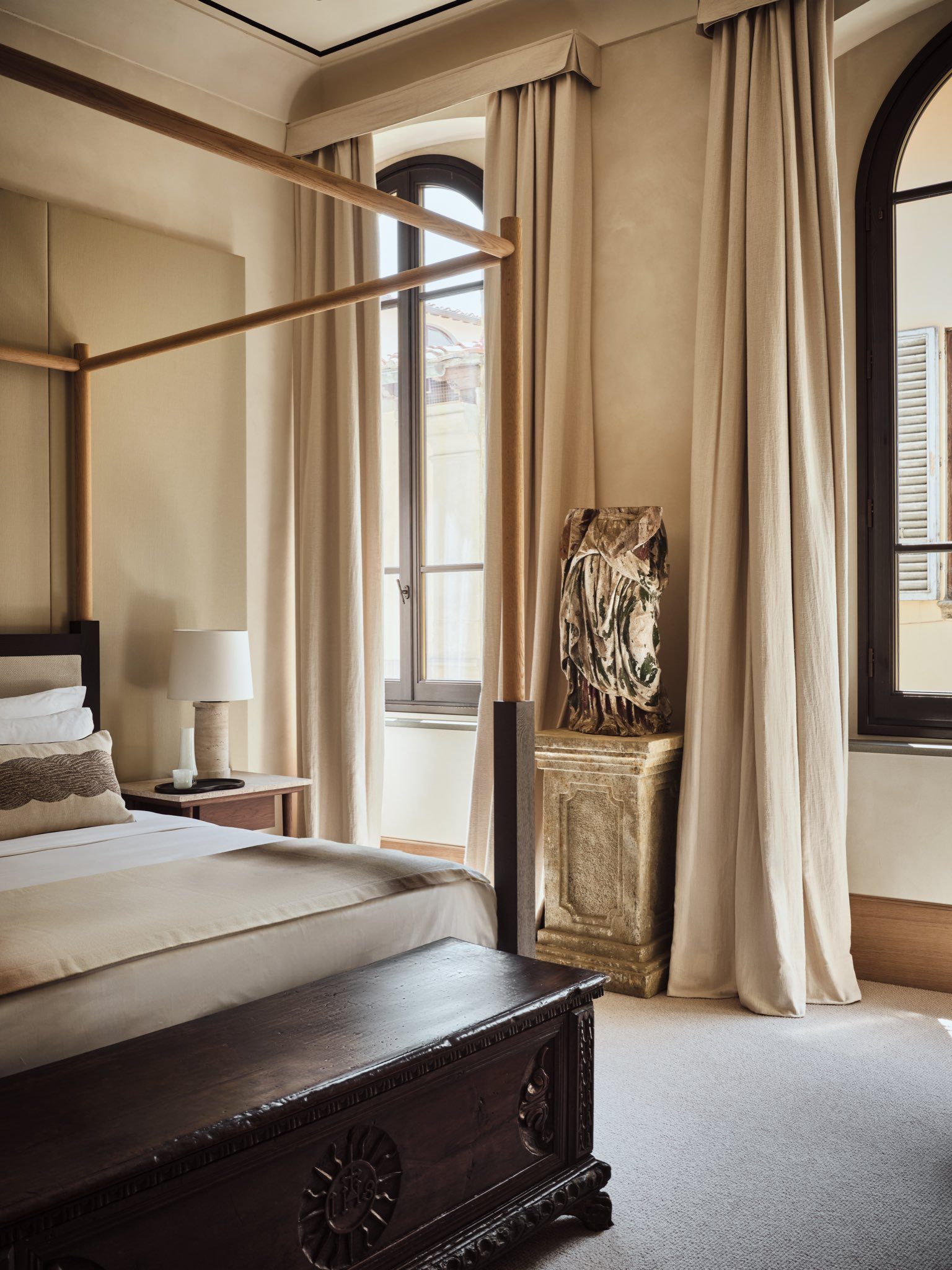 La Reserve Florence, 2 Bedrooms Luxury Apartment for Rent in Italy, Casol