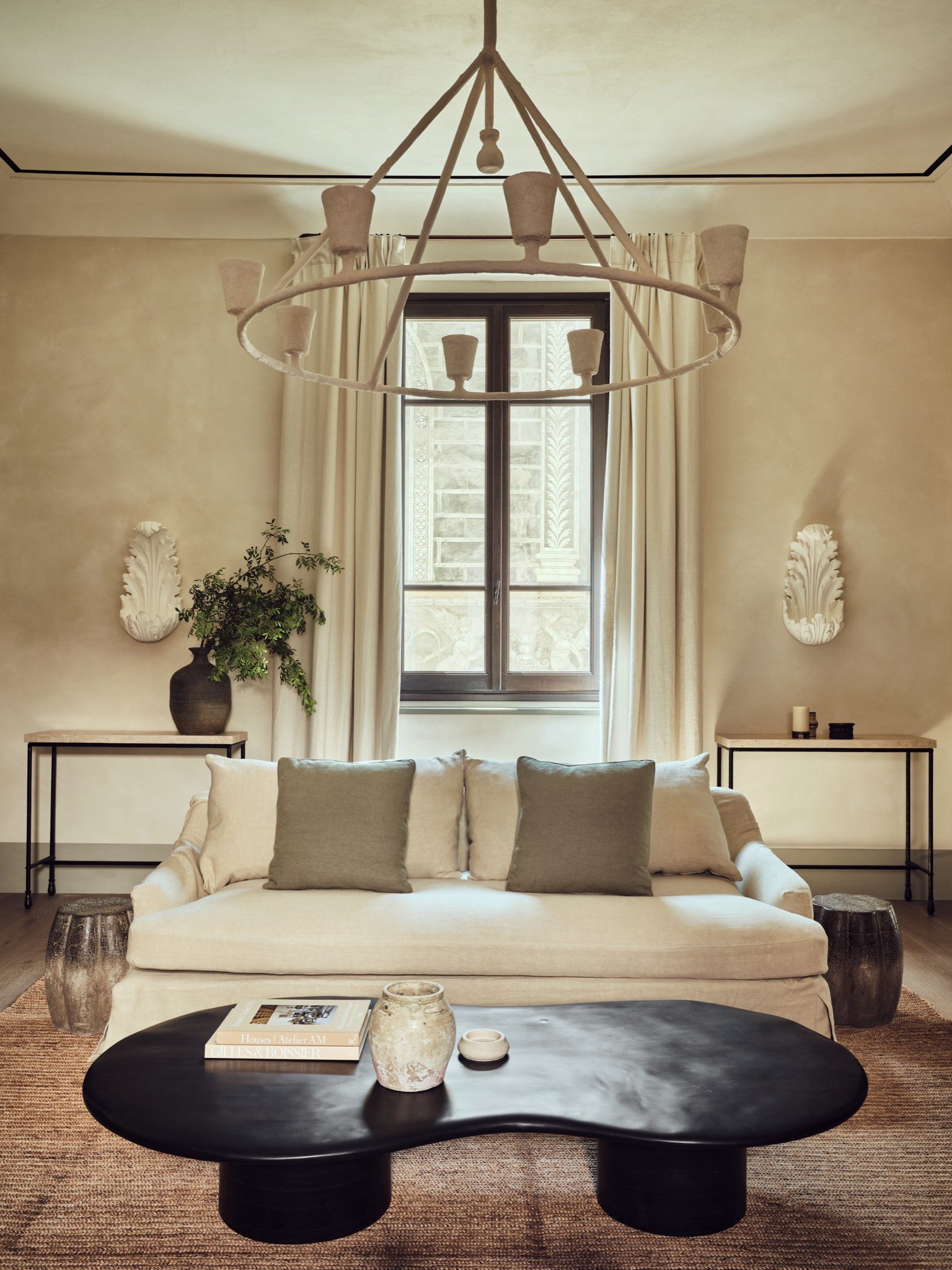 La Reserve Florence, 2 Bedrooms Luxury Apartment for Rent in Italy, Casol