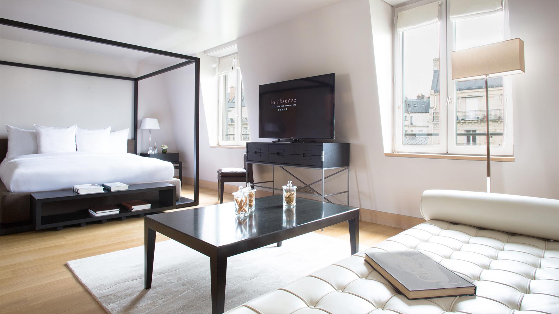 Luxury Apartment for Rent, Paris, 16th Arrondissement, France