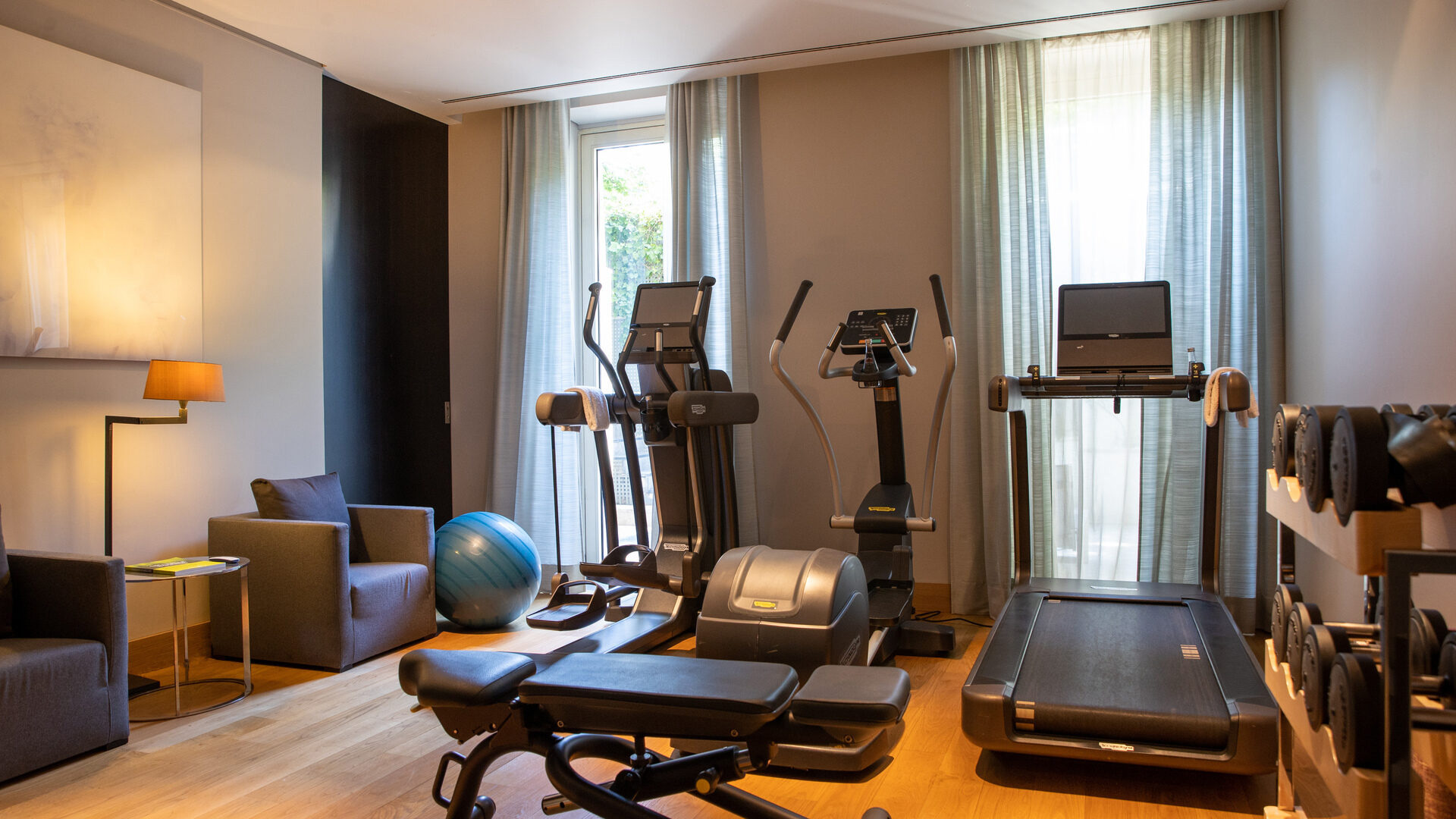 Luxury Apartment for Rent, Paris, 16th Arrondissement, France