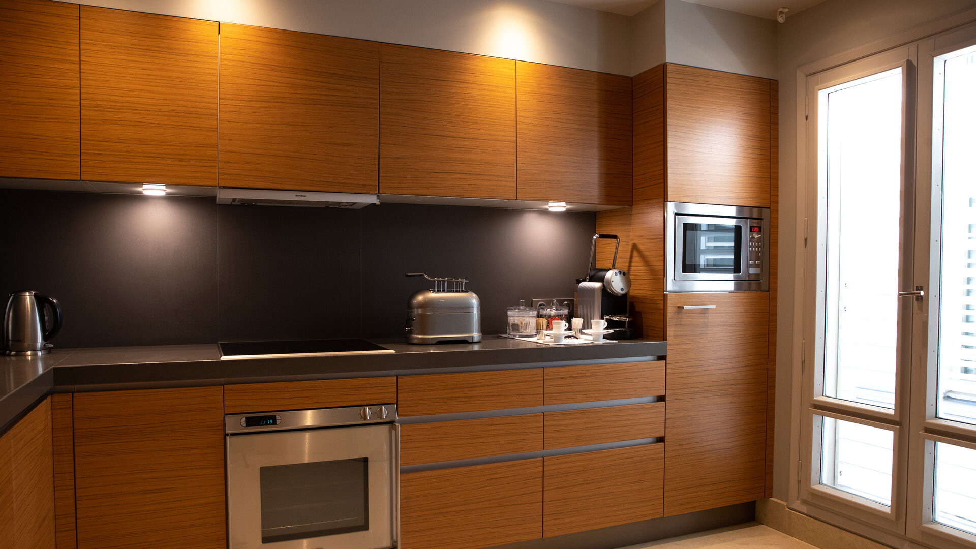 Luxury Apartment for Rent, Paris, 16th Arrondissement, France