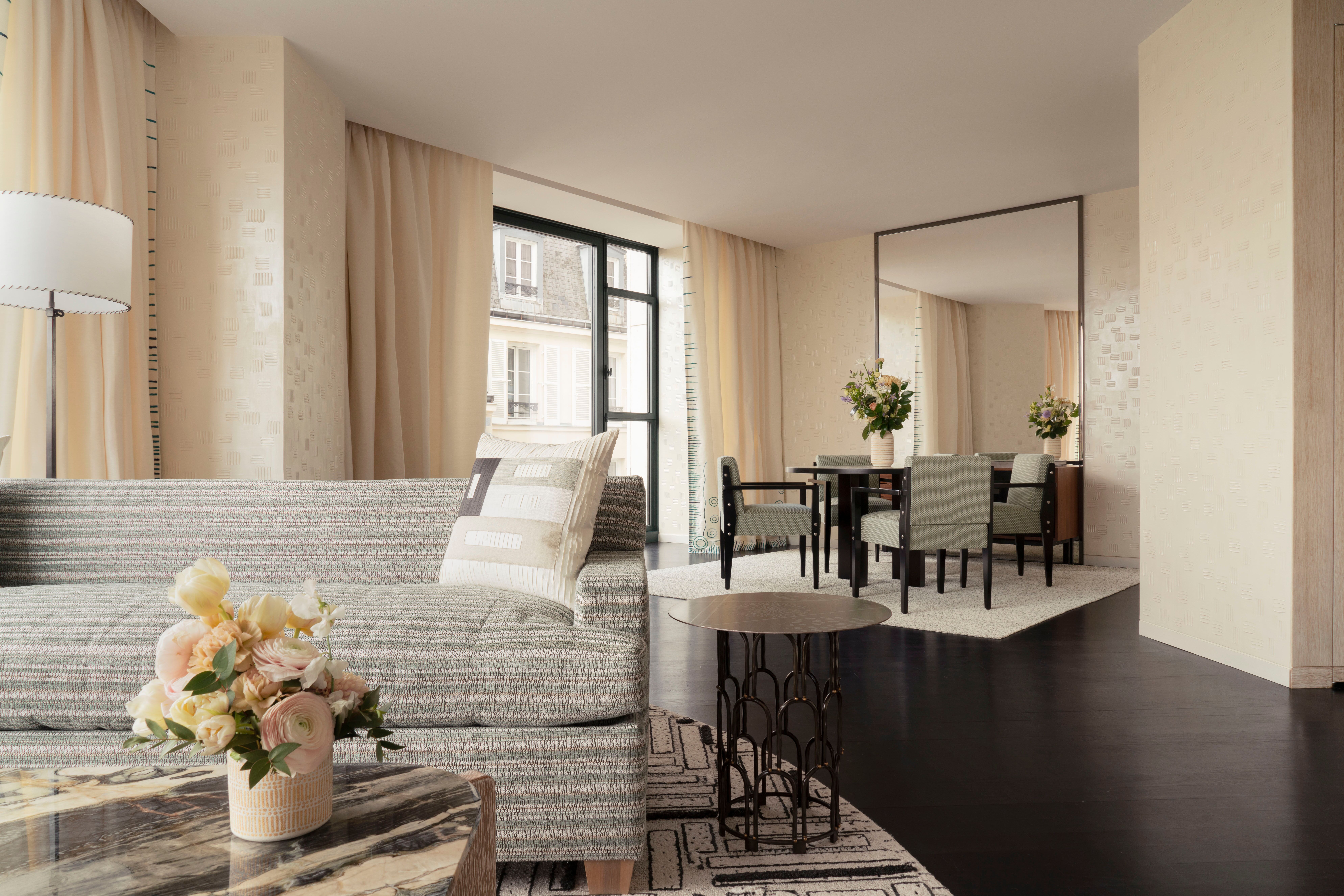 Cheval Blanc Paris, Luxury Hotel France, Suite Eiffel, Casol