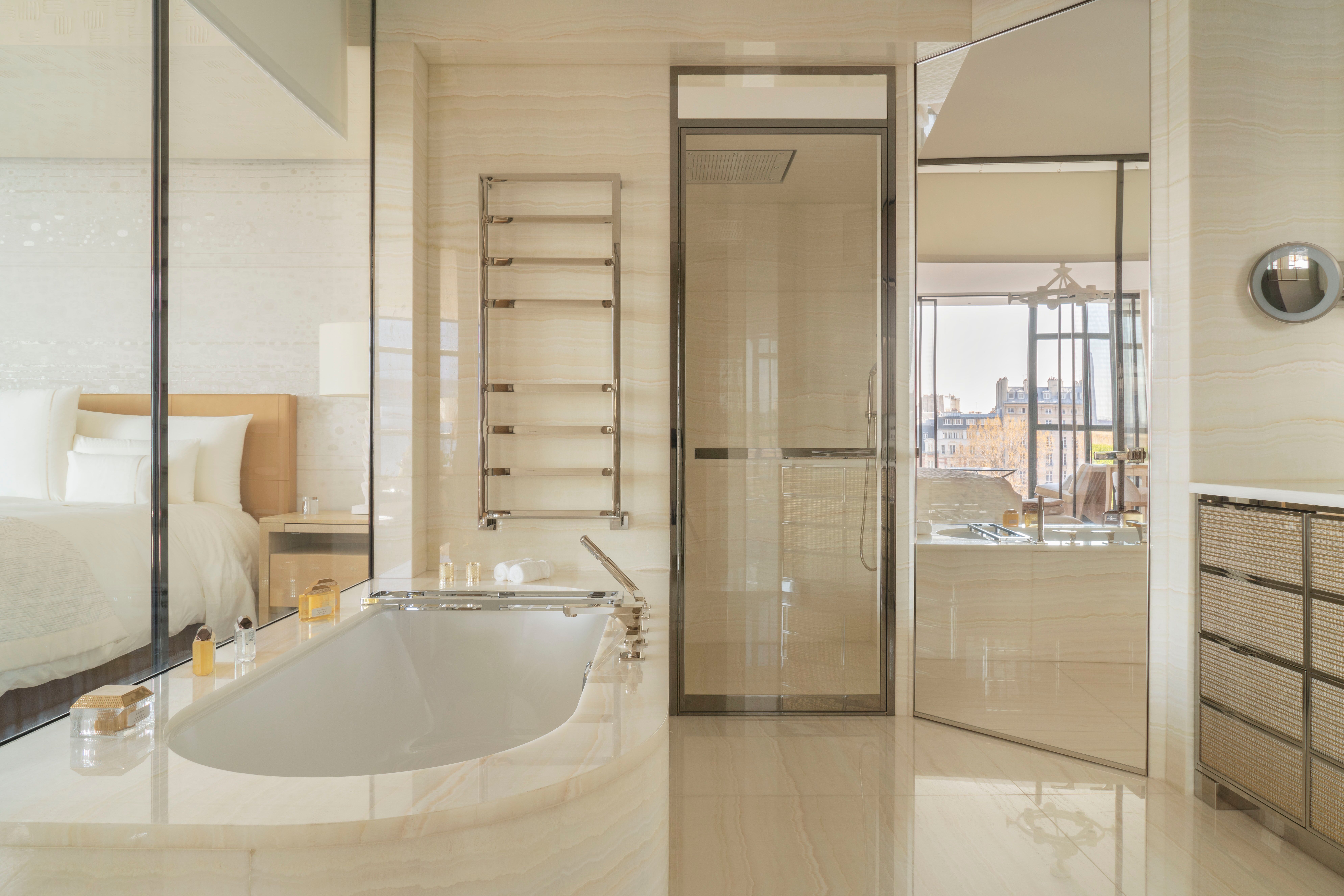Cheval Blanc Paris, Luxury Hotel France, Suite Eiffel, Casol