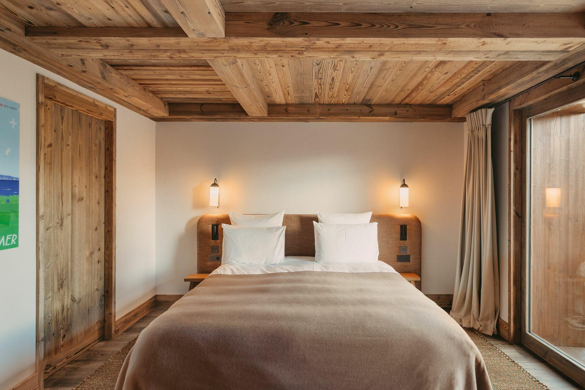 Chalet Lily of the Valley, Courchevel 1850, Alps, France, Casol