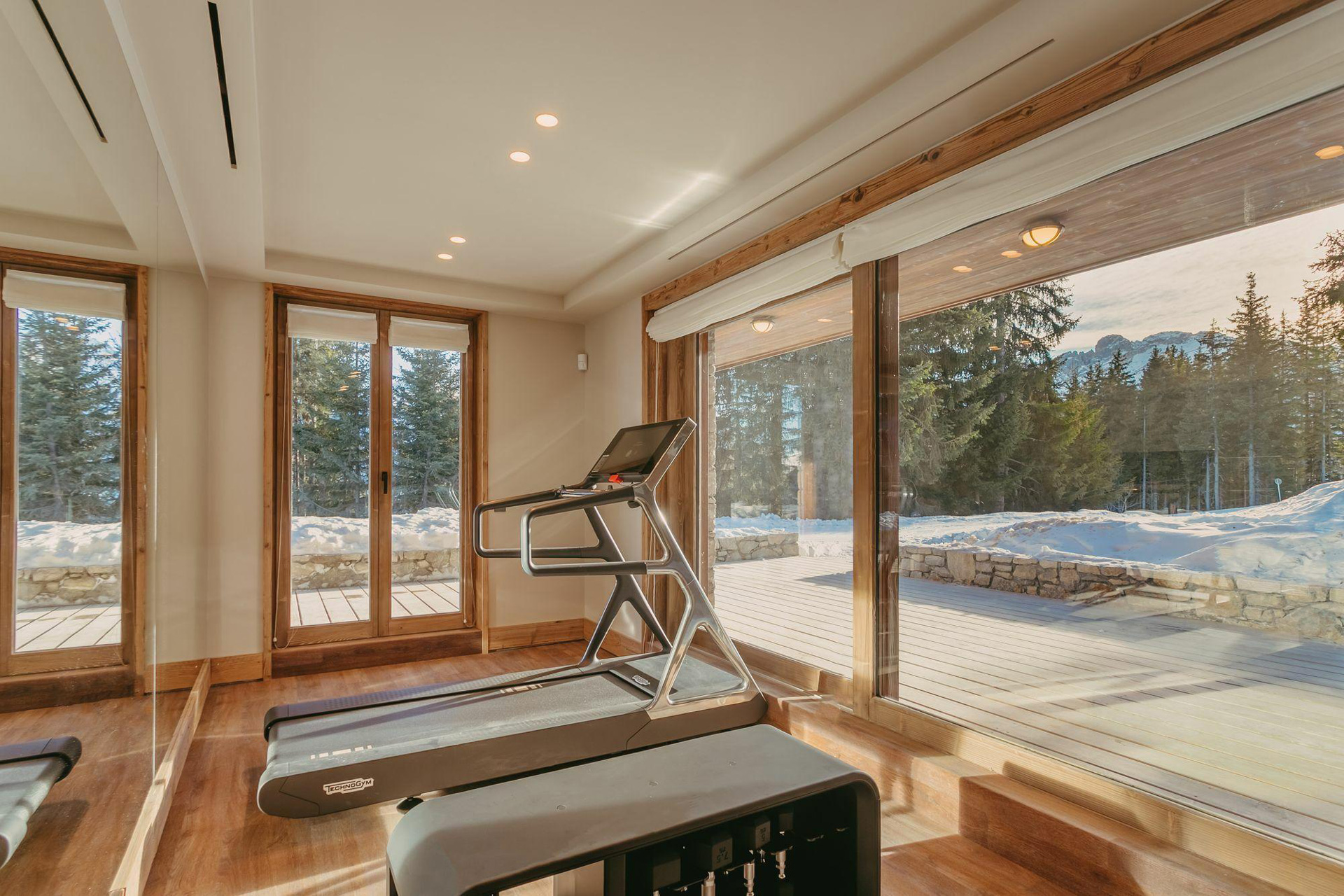 Chalet Lily of the Valley, Courchevel 1850, Alps, France, Casol