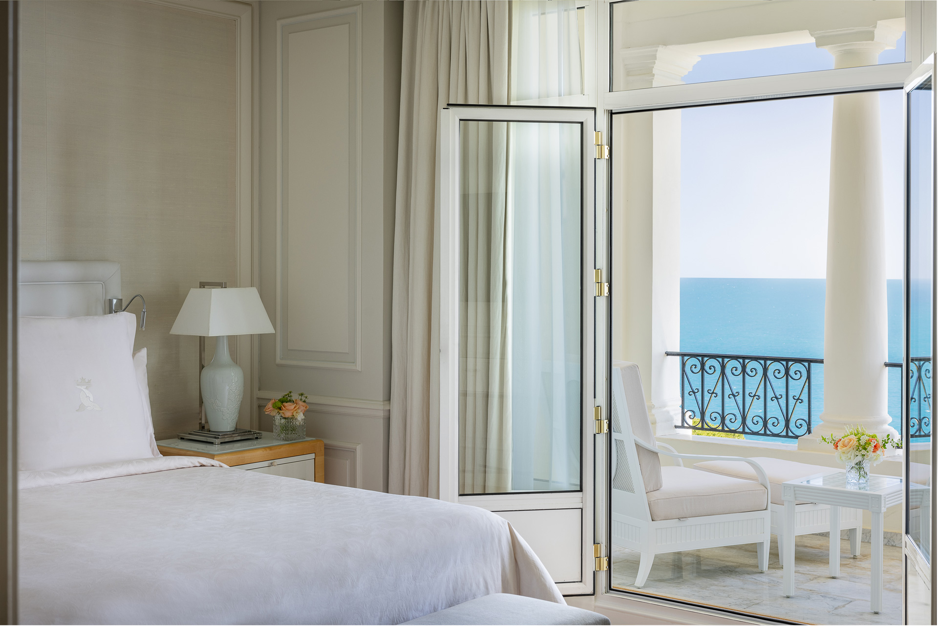Grand Hotel Suite, Grand-Hôtel du Cap-Ferrat, A Four Seasons Hotel x Casol Villas France