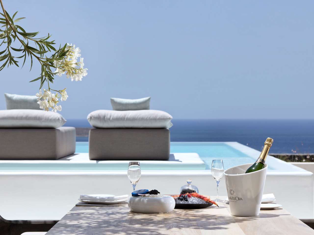 Santorini, Greece Vacations Luxury 1 Bedroom Villa, Canaves Oia Epitome, Casol