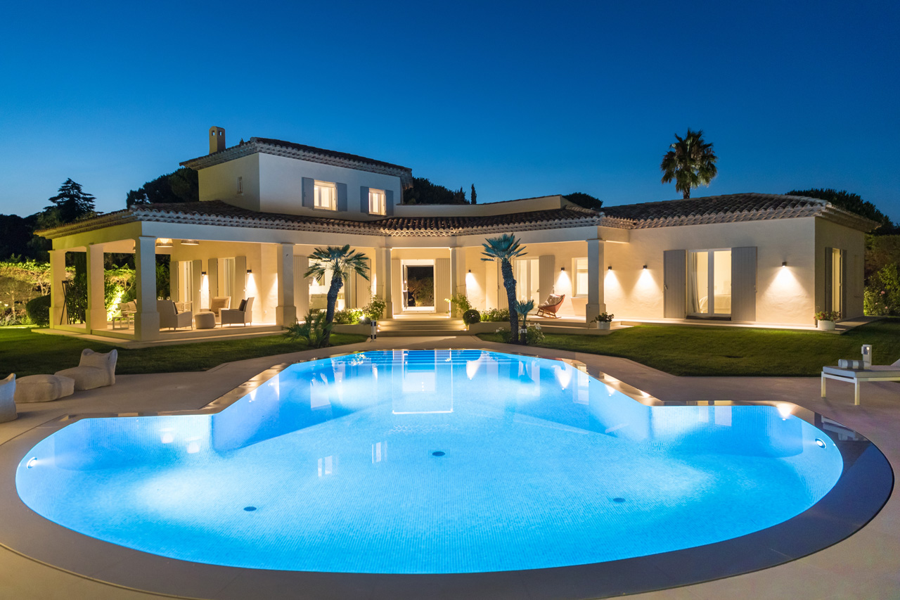 Get Club de plage villa de 2 chambres For Free