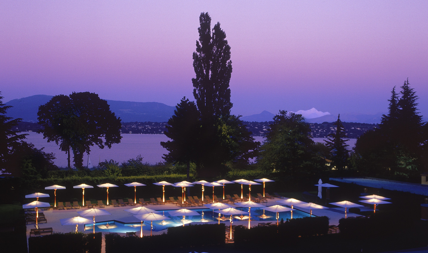 Villa du Lac, Genève, Suisse, Casol