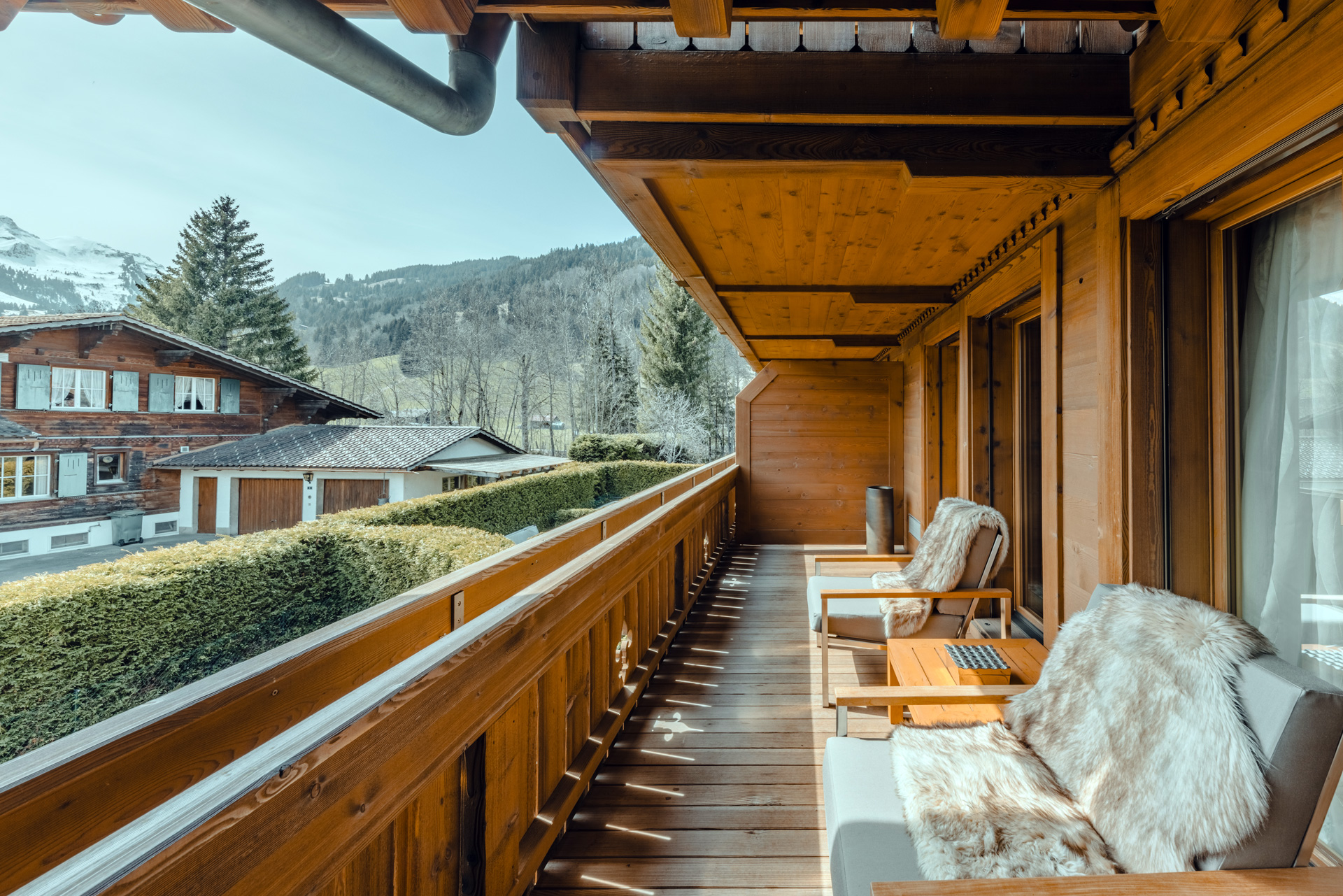 Ultima Hotel Gstaad, Switzerland / Casol
