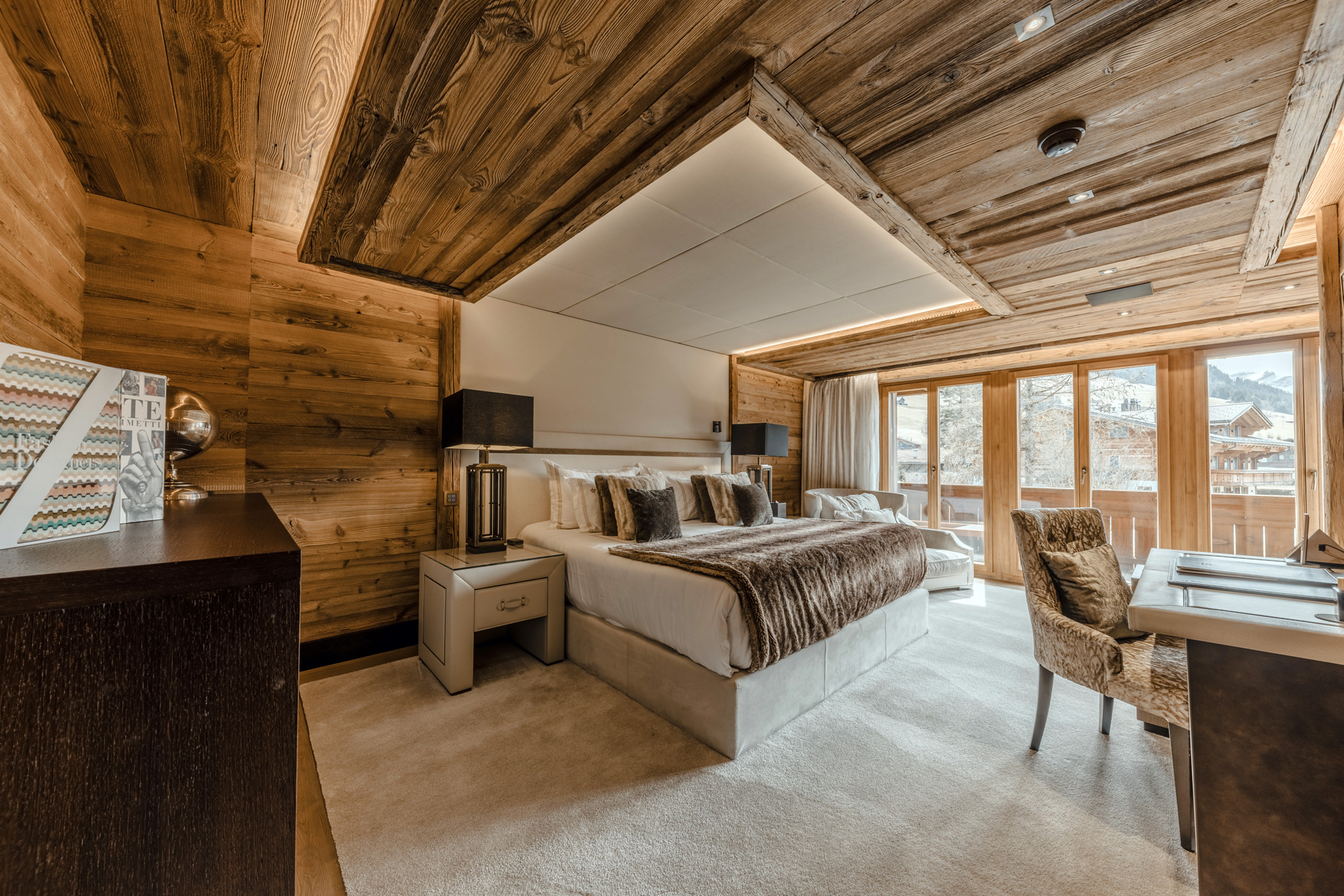 Ultima Hotel Gstaad, Switzerland / Casol