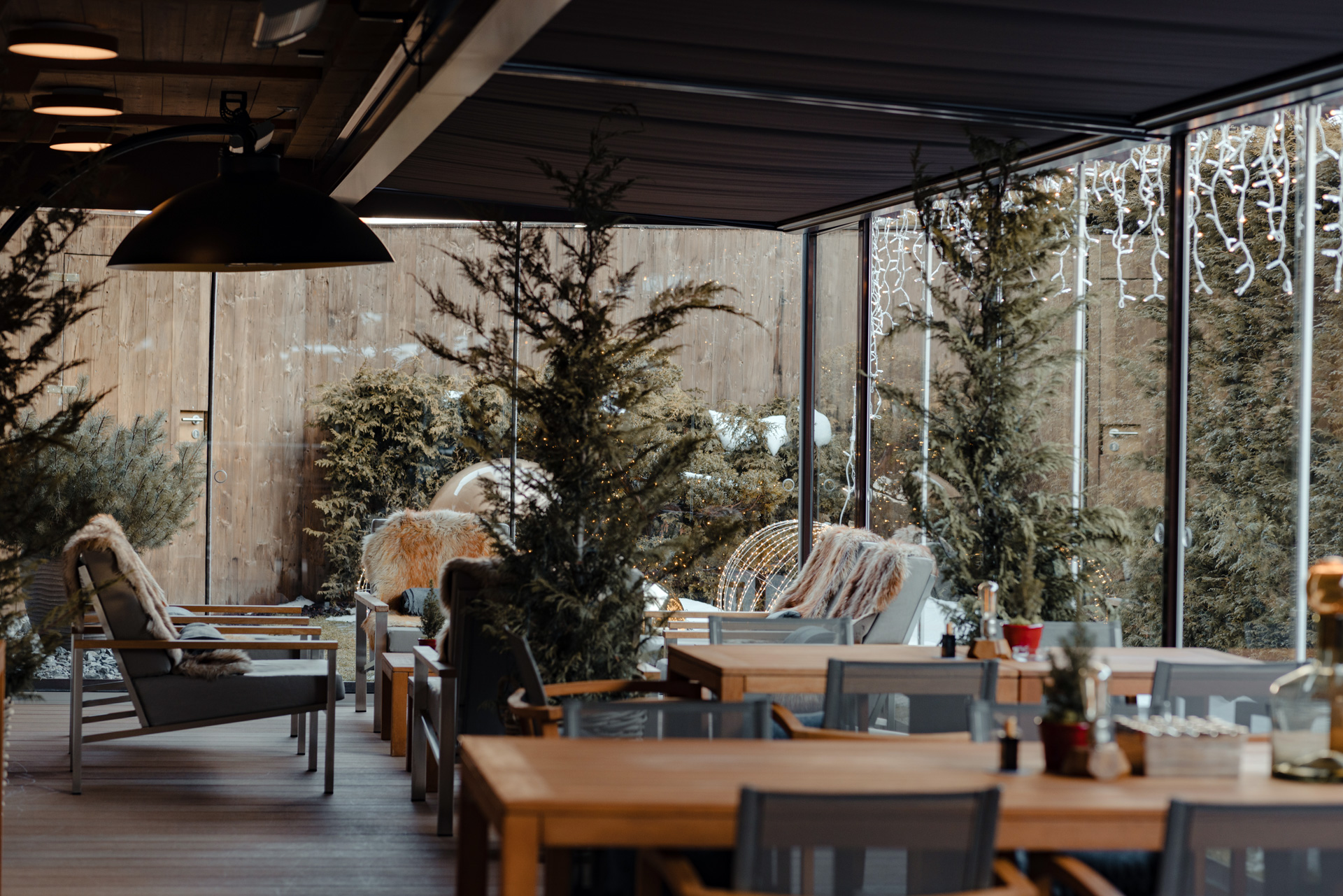 Ultima Hotel Gstaad, Switzerland / Casol
