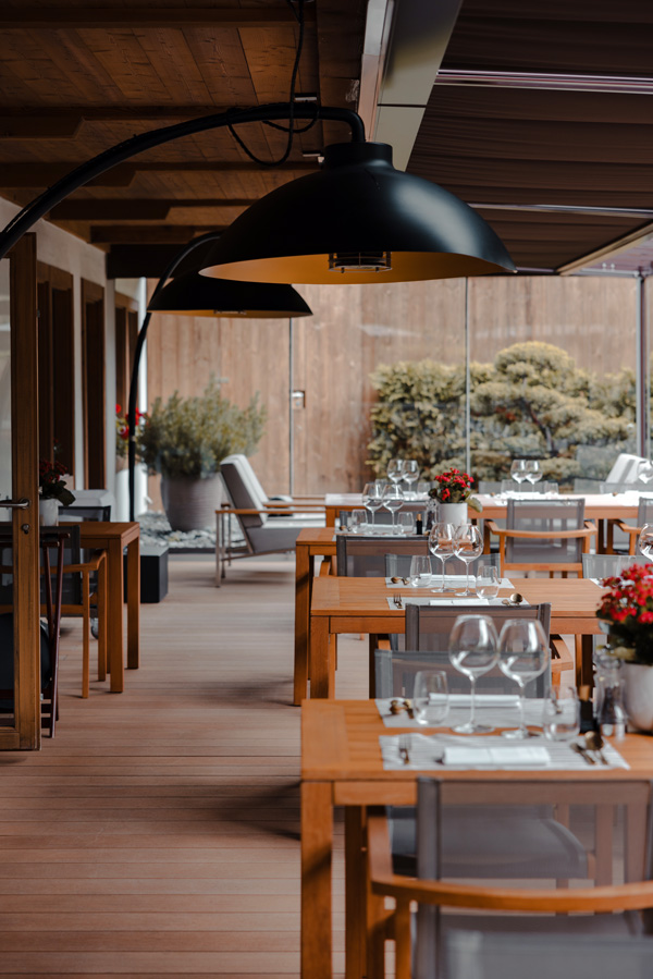 Ultima Hotel Gstaad, Switzerland / Casol