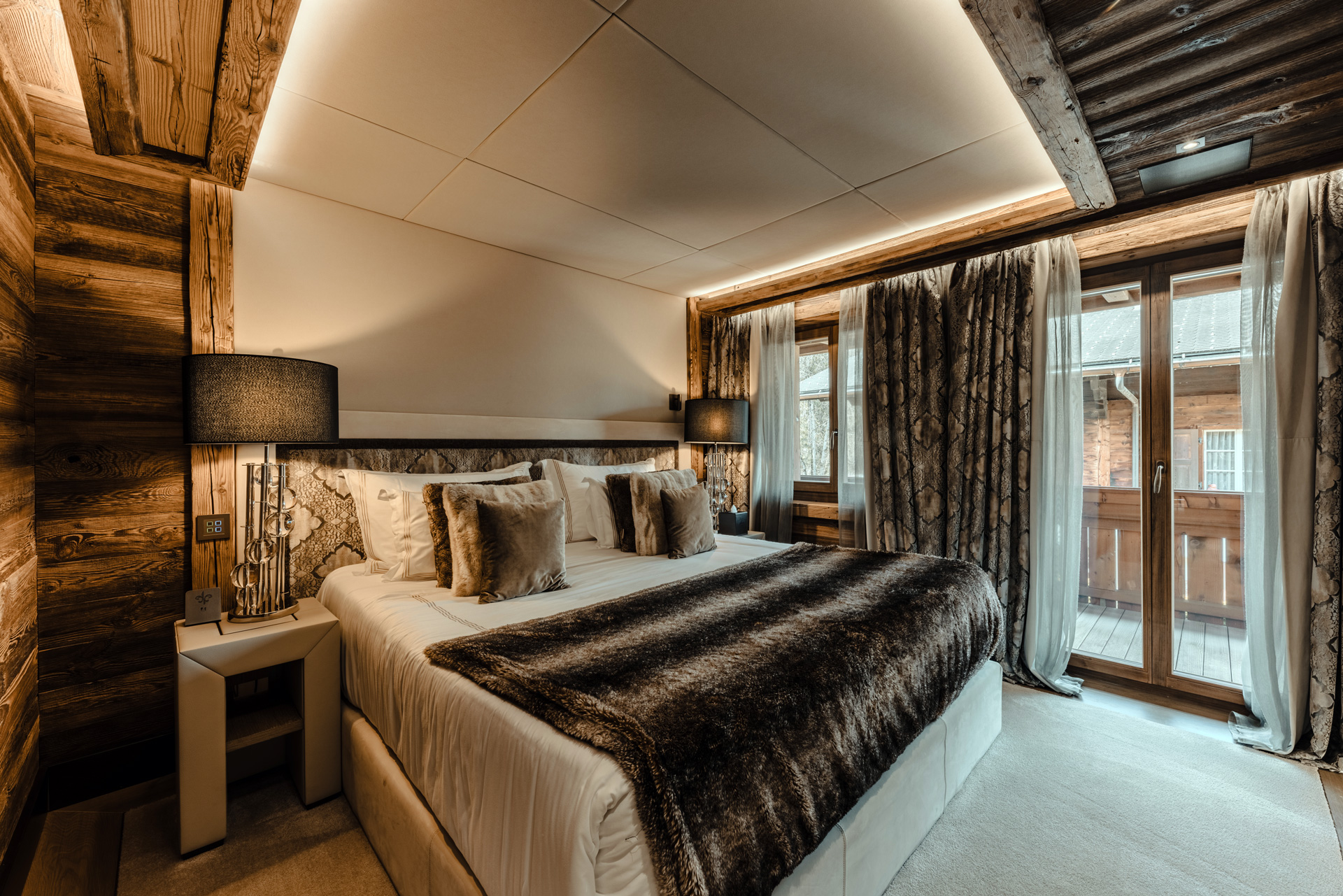 Ultima Hotel Gstaad, Switzerland / Casol