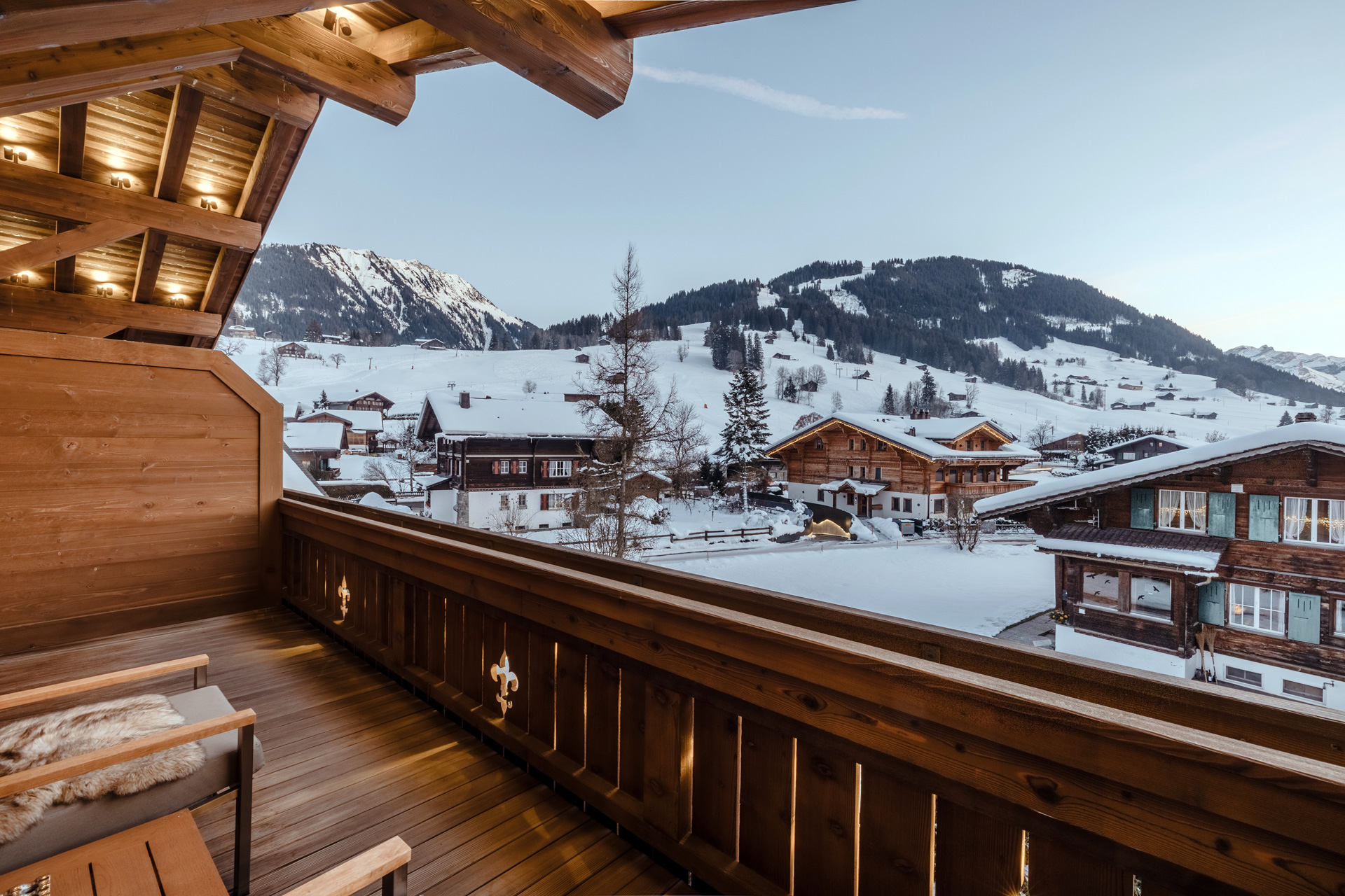 Ultima Hotel Gstaad, Switzerland / Casol