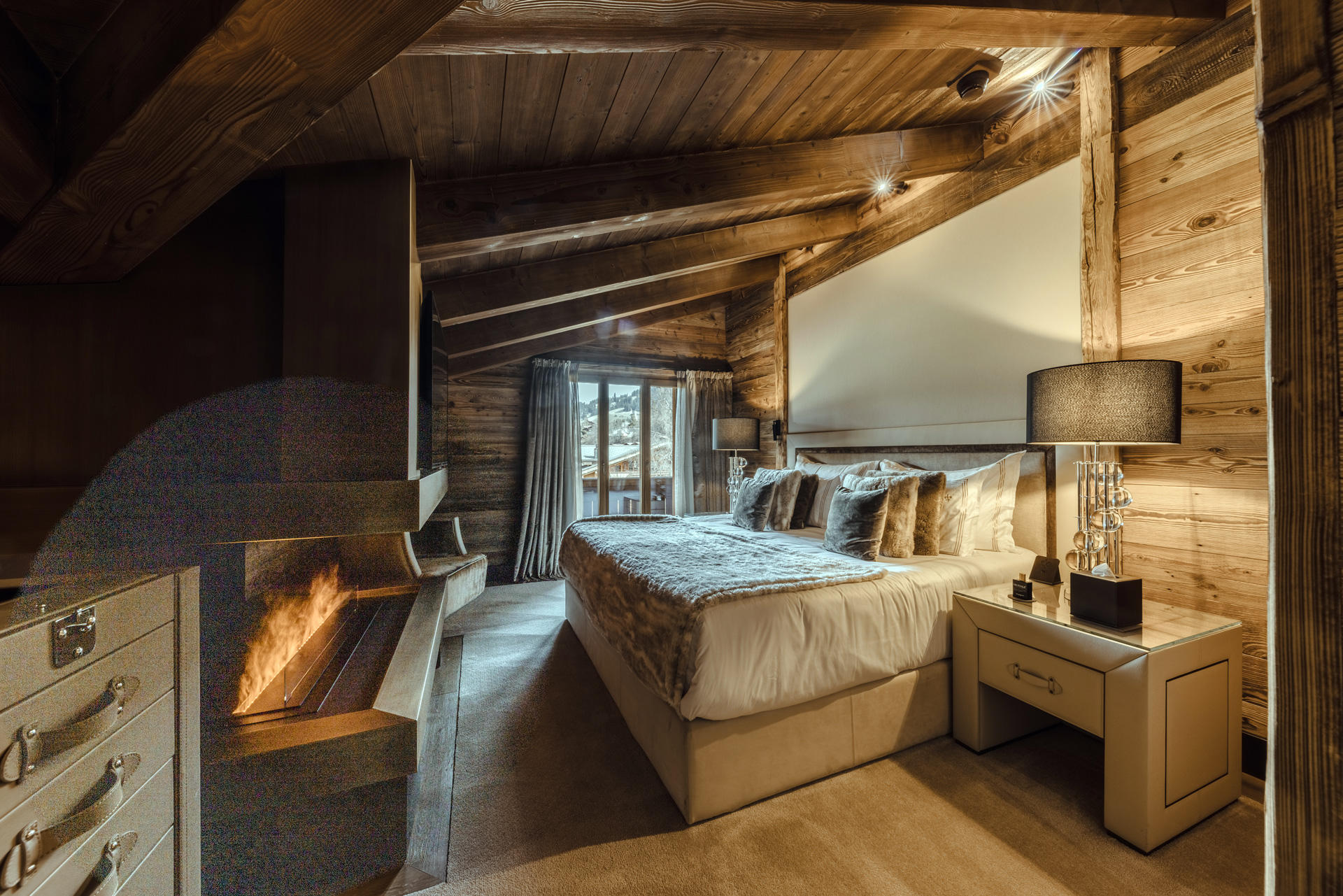 Ultima Hotel Gstaad, Switzerland / Casol