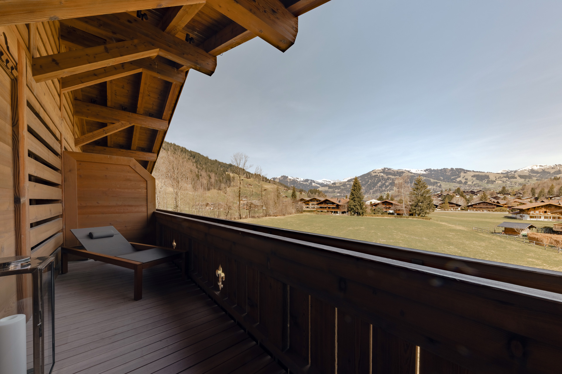 Ultima Hotel Gstaad, Switzerland / Casol