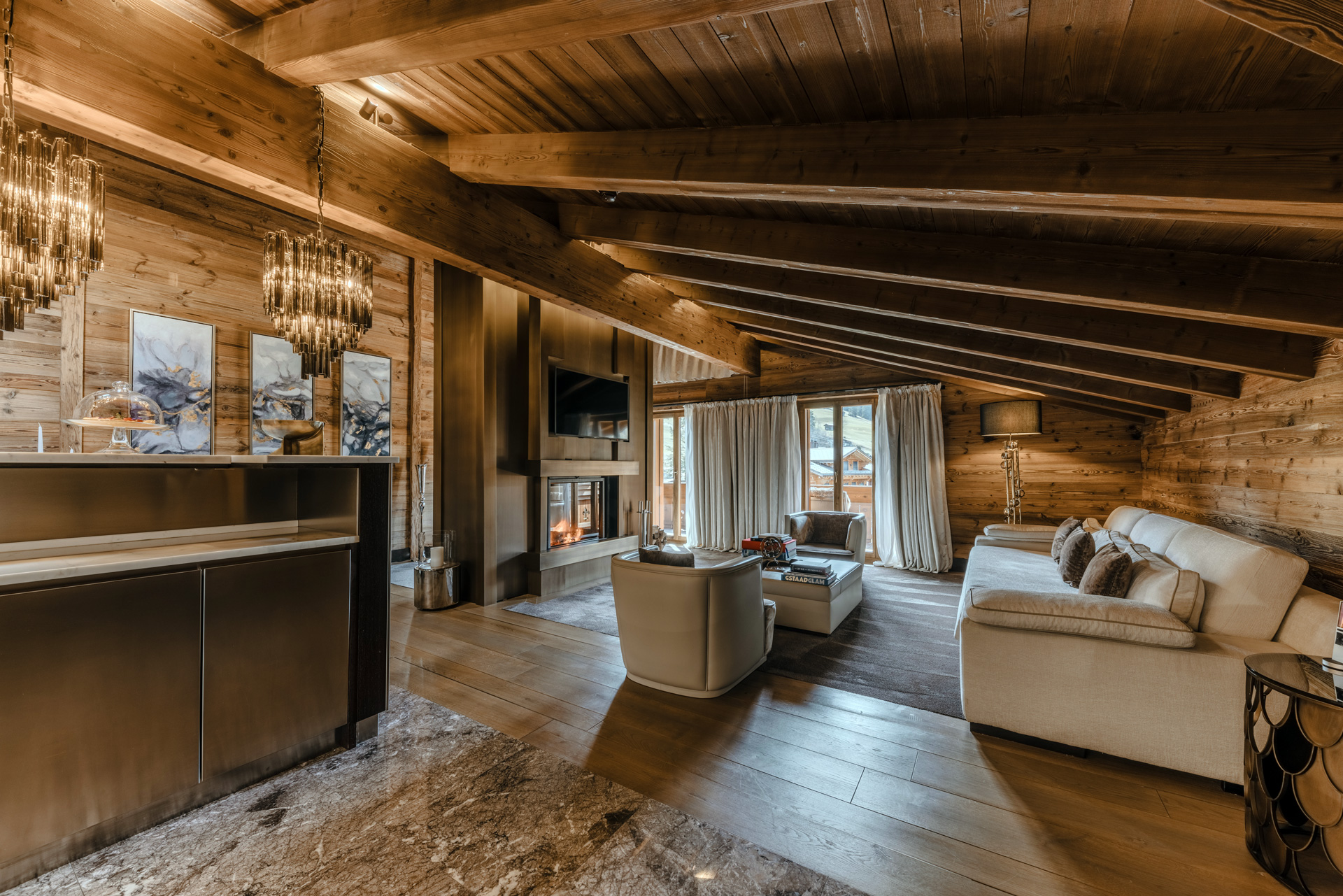 Ultima Hotel Gstaad, Switzerland / Casol