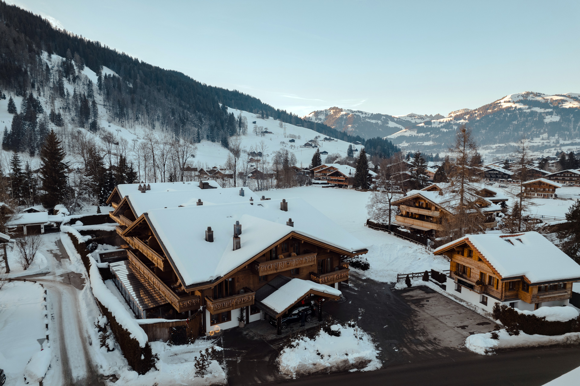 Ultima Hotel Gstaad, Switzerland / Casol