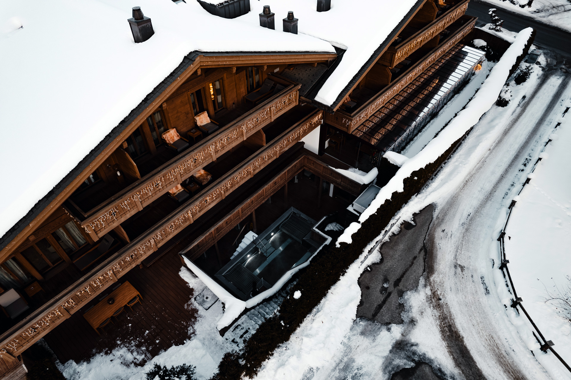 Ultima Hotel Gstaad, Switzerland / Casol