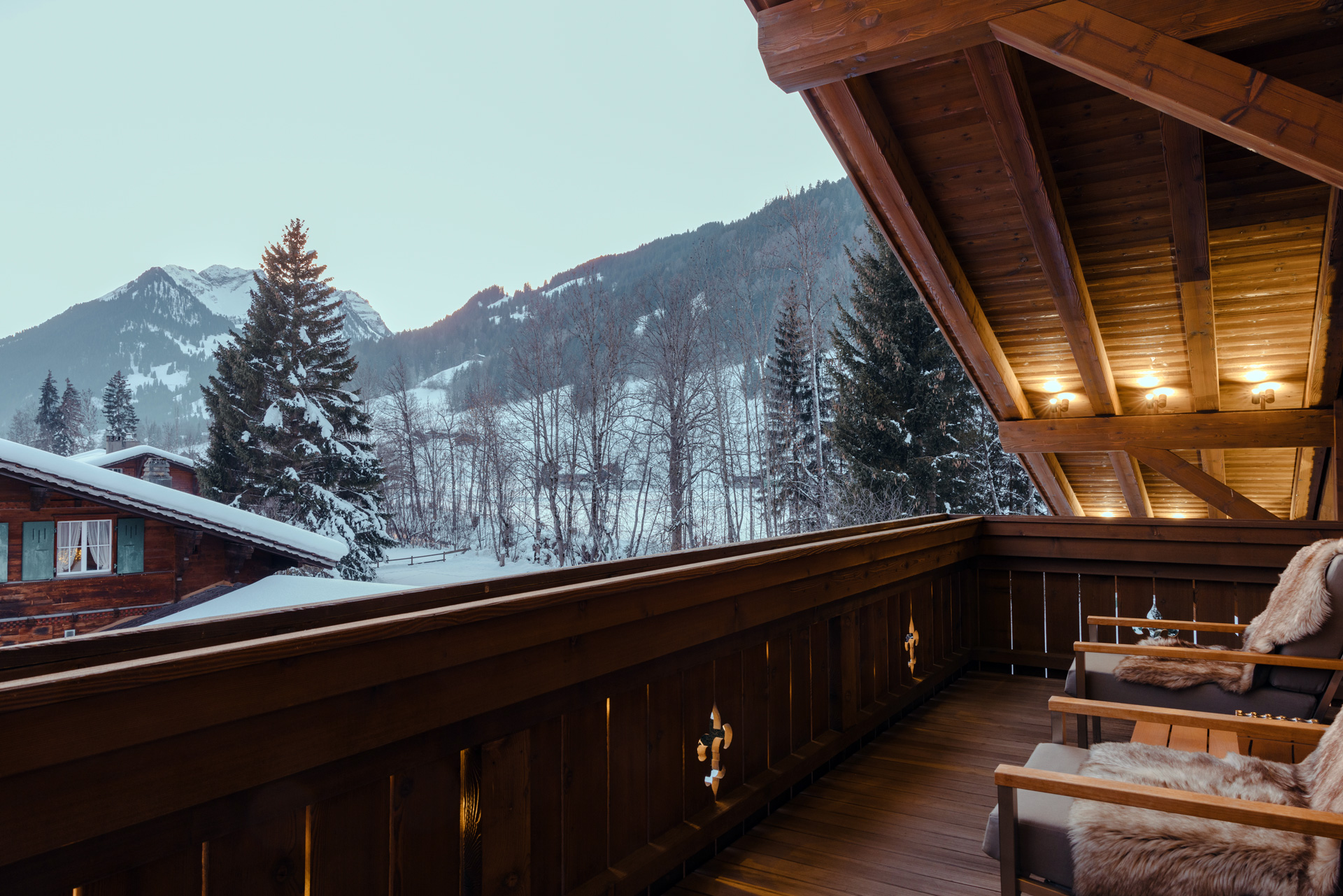Ultima Hotel Gstaad, Switzerland / Casol